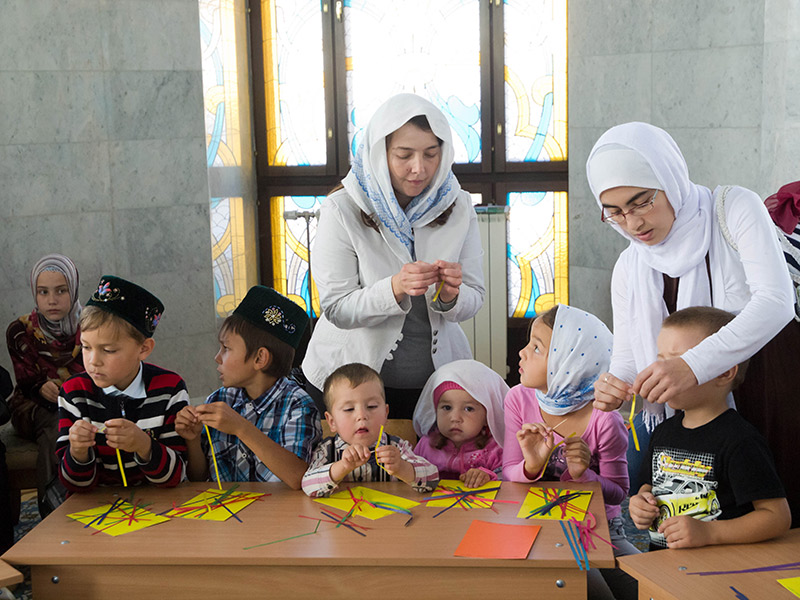 Если сам не сможешь - мама поможет